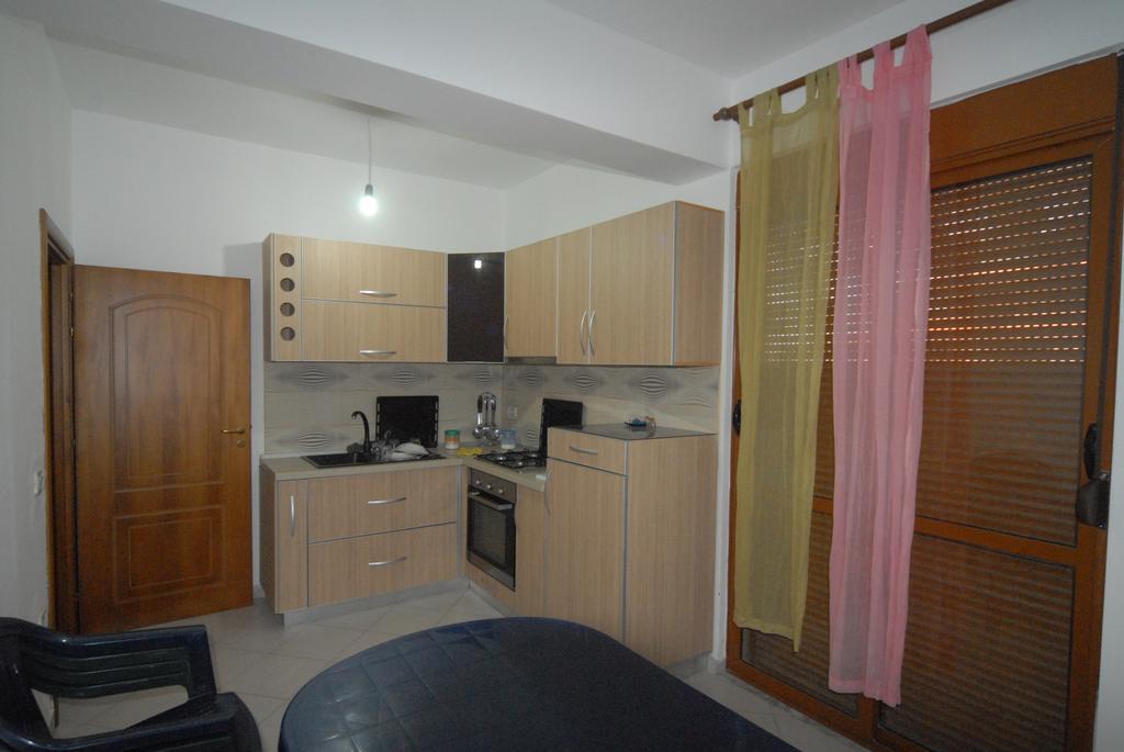 Orikum Veranda Apartments Quarto foto